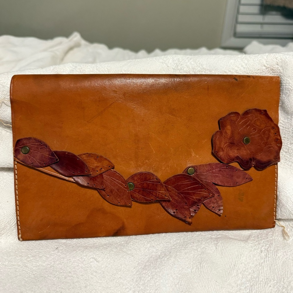 Gap Vintage Genuine Leather Floral Leaf Appliqué Clutch Handbag Pouch Bag